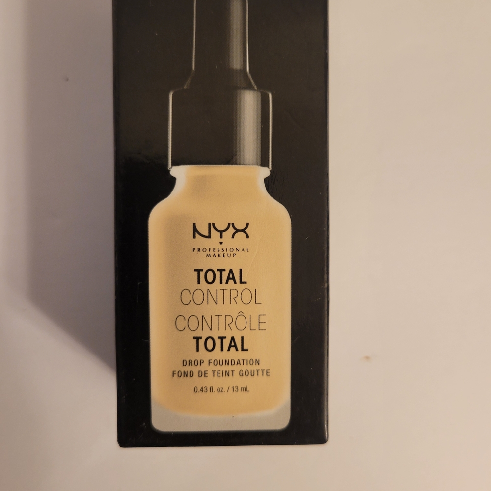 NYX Total Control Drop Foundation – TCDF06 Vanilla / Vanille (New & Sealed)